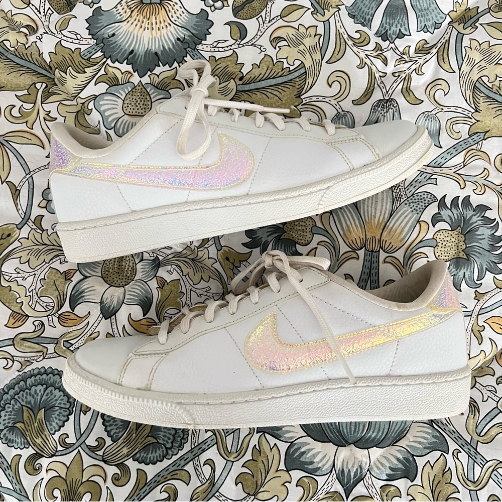 Nike Court Royale Premium sneakers iridescent women’s size 8.5